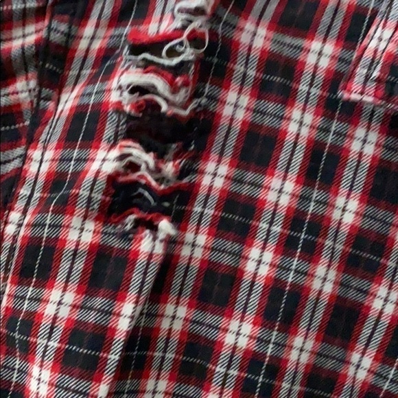 Lightly used LF FURST OF A KIND FLANNELBUTTON DOWN - Picture 4 of 8